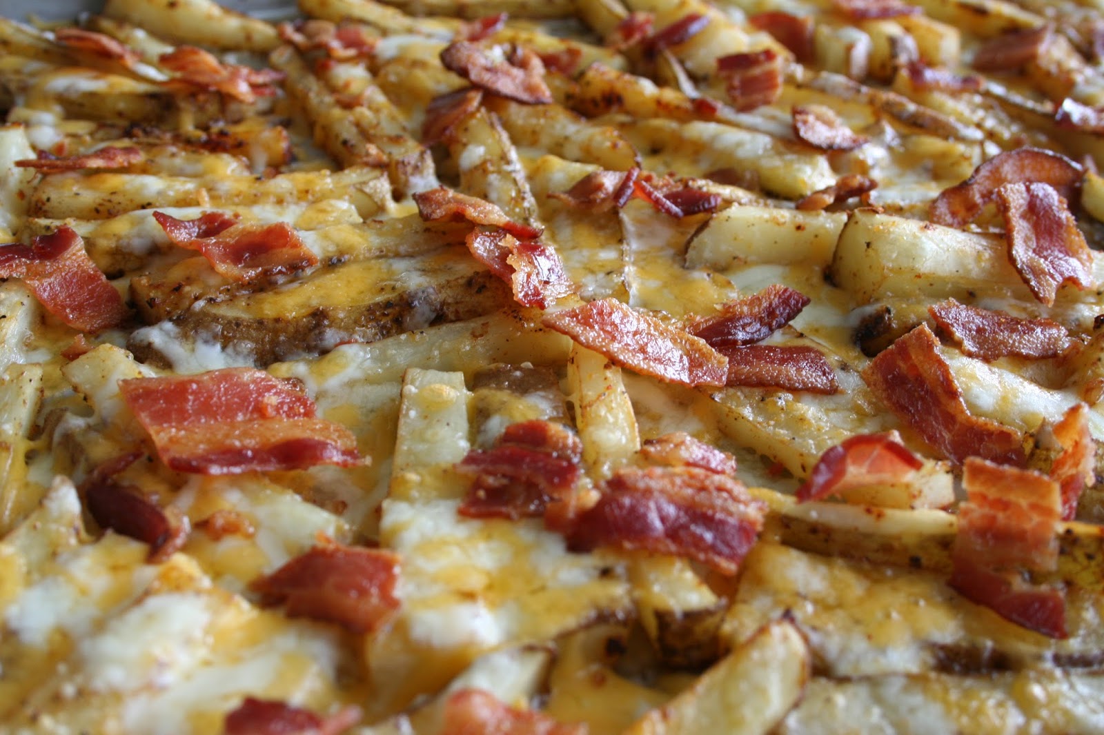 Seasoned Bacon and Cheese Oven Fries with BBQ Fry Sauce