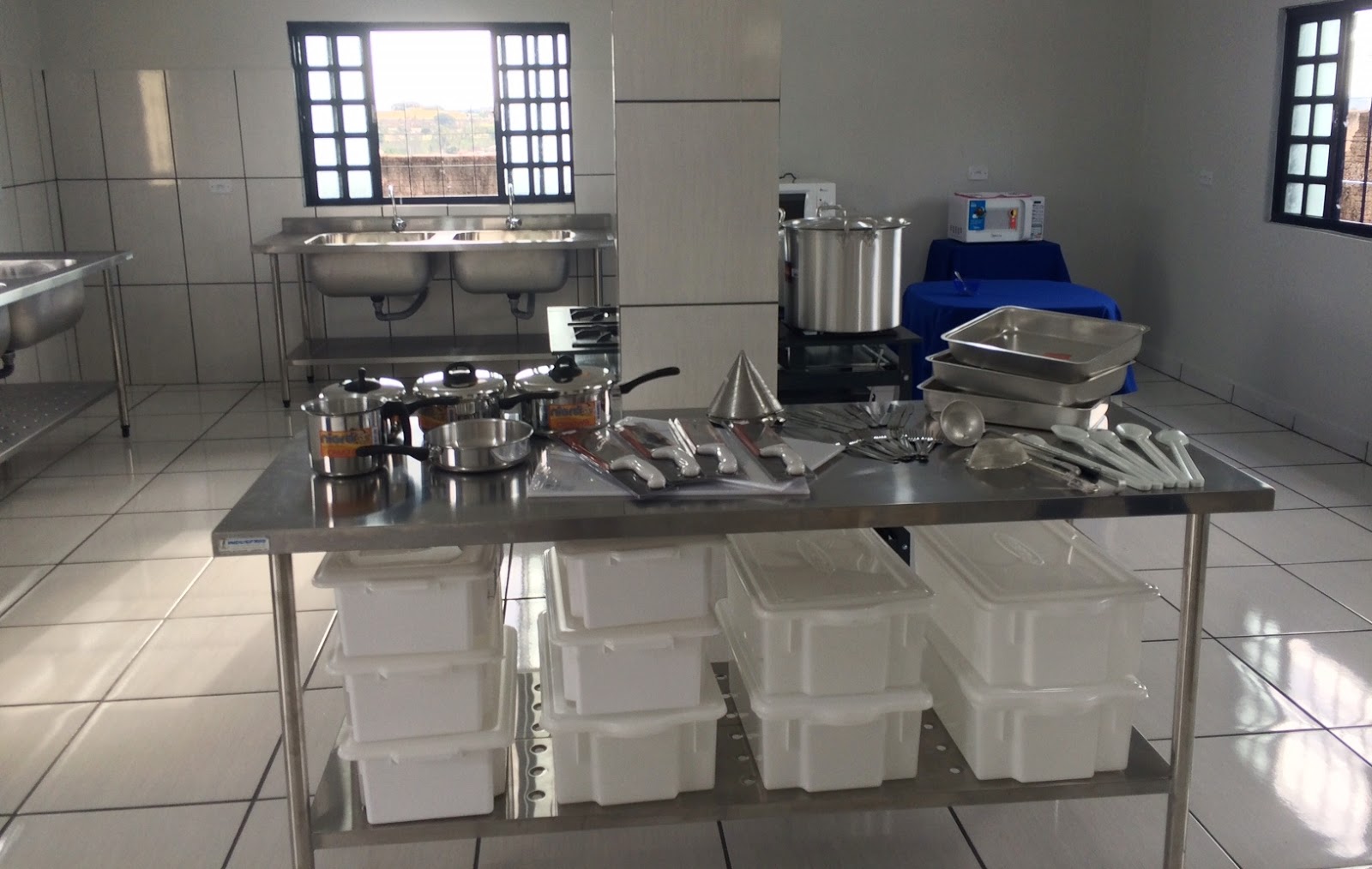 Mari De S Caesmi Inaugura Cozinha Industrial Mari De S Caesmi Inaugura Cozinha Industrial
