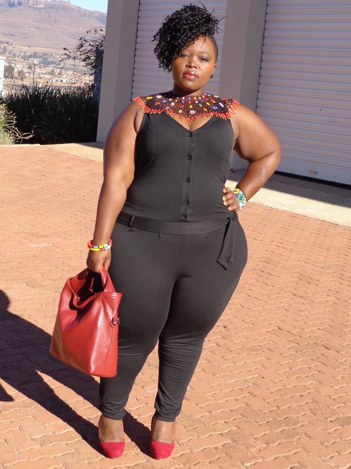 Thick Fit And Fabulous Curves Around The World Week3 Statement Necklace