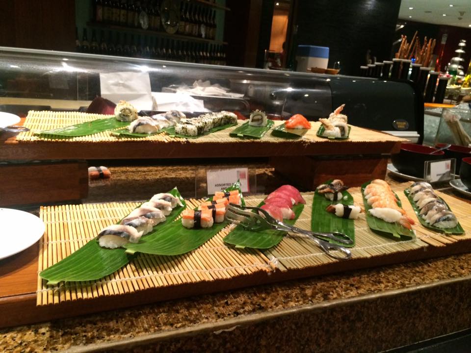 Seven Corners Buffet Restaurant Crowne Plaza Manila It's Me, Gracee