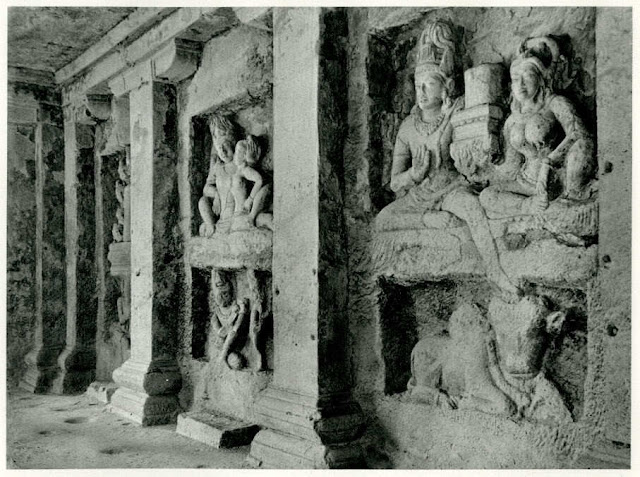 Relief+Statues+at+Kailasa+Temple+at+Ellora,+Maharashtra+-+India+1928