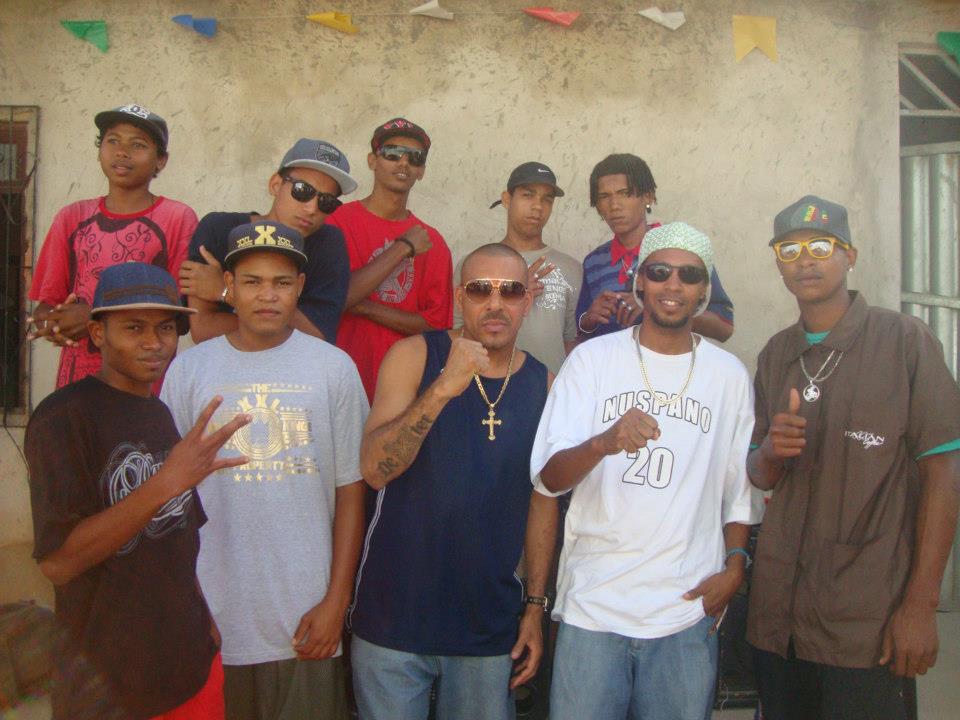 Folha Popular Rapper é assassinado em