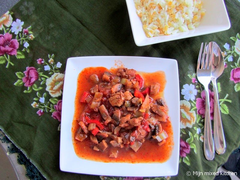 Mijn mixed kitchen Mantarlı tavuk sote (Turkse gekruide kip met champignons)