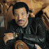 Apollo Theatre to Induct Lionel richie,Etta james into Hall of Fame