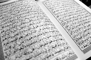 Jika Mendengar Al-Quran, Diam, Pahami dan Renungkanlah