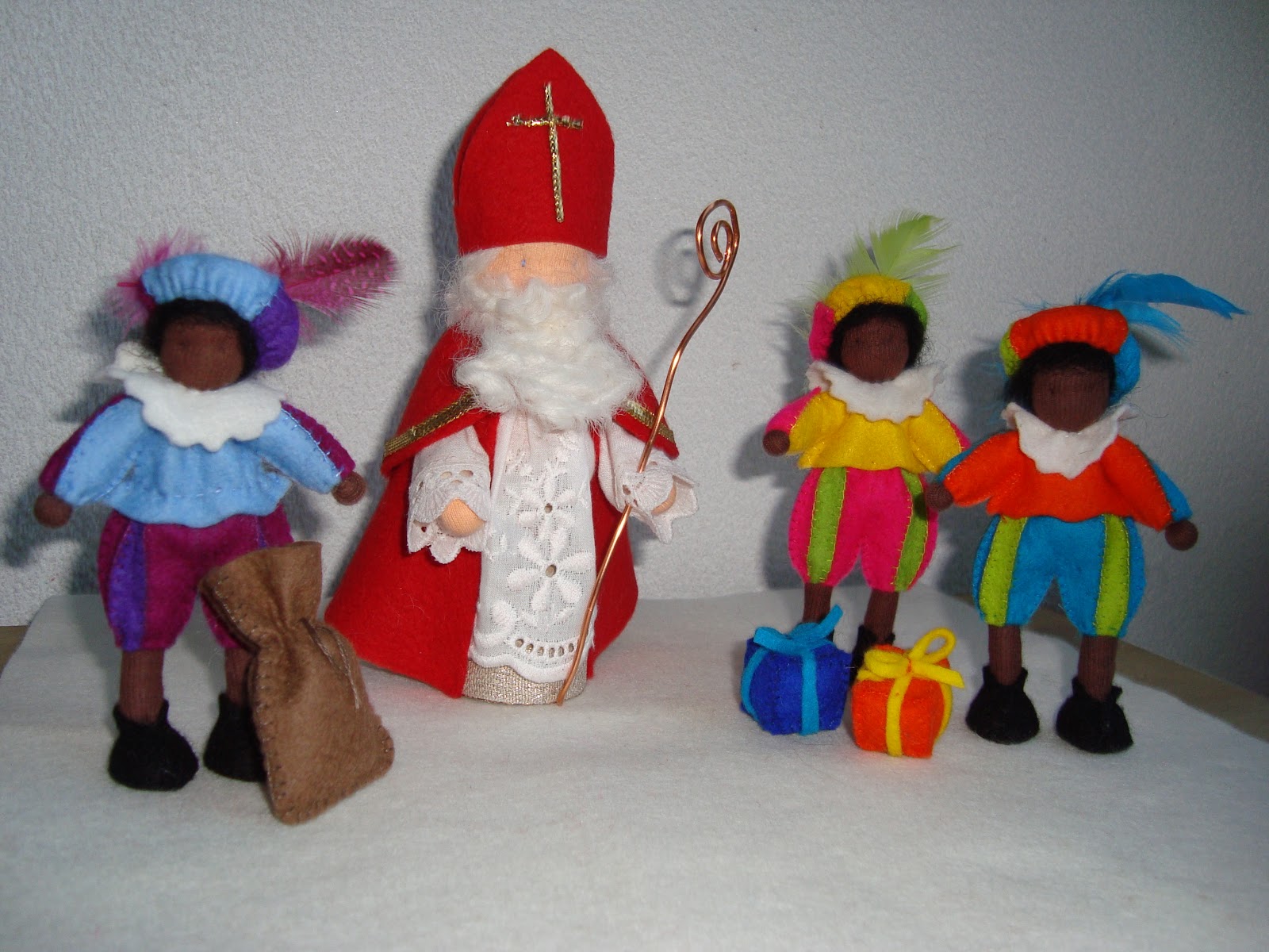 bemanning kloof Hover Evelyn's poppen: Welkom Sinterklaas en Pieten!