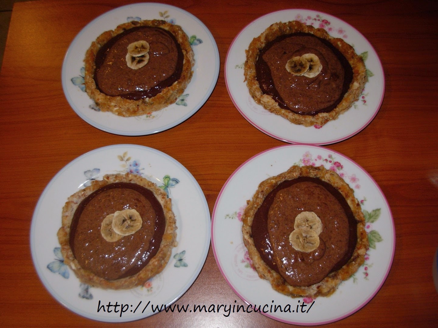 crostatina crudista con crema di banane