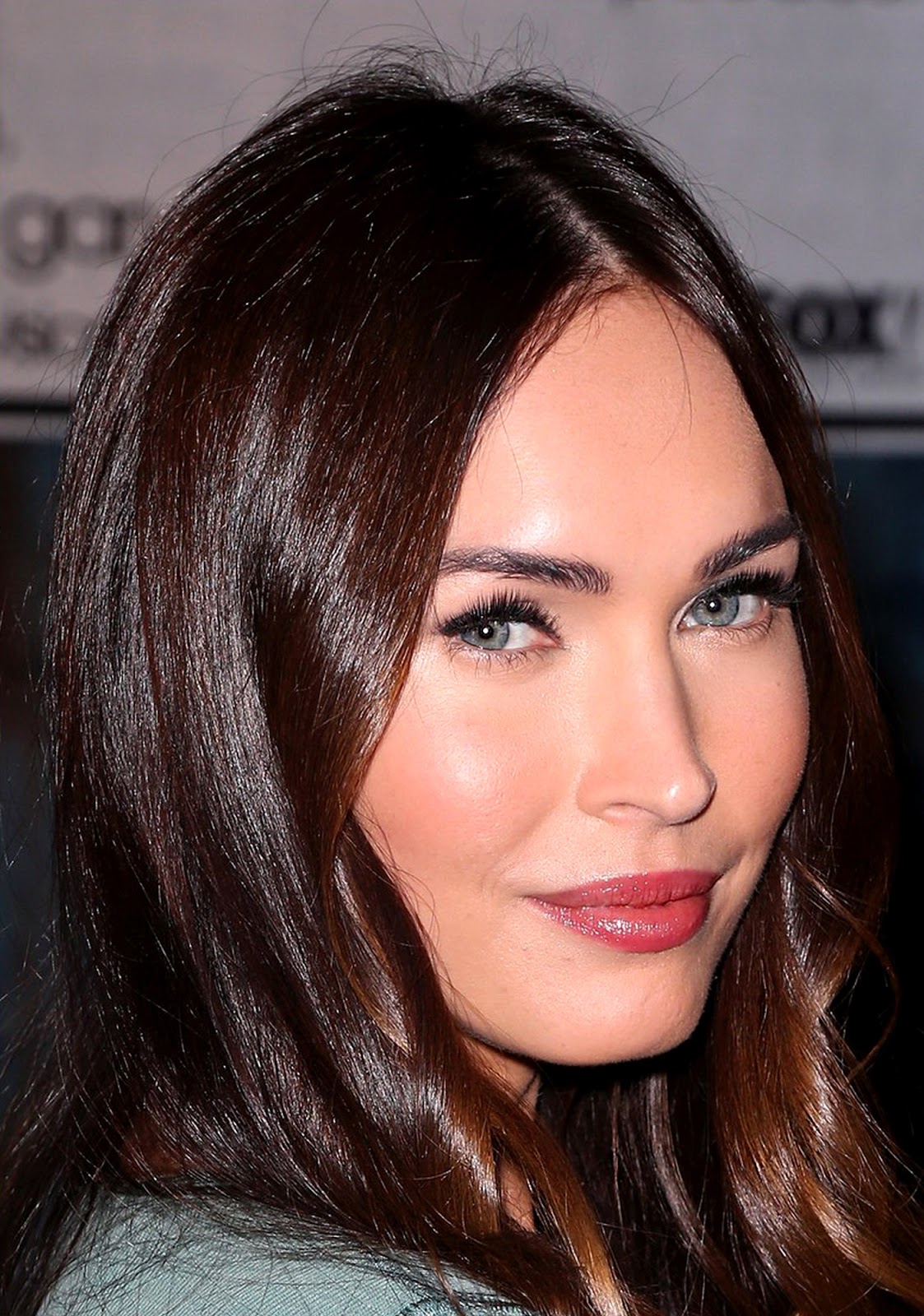 Actress, Model, @ Megan Fox - FOX's 'New Girl' 100th Episode Cake