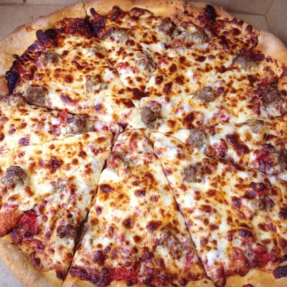 Kansas City Science Fiction & Fantasy Society Art and Pizza! What's