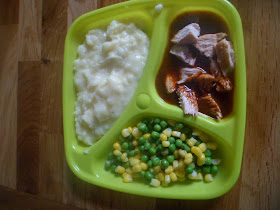 Vinaigrette Chicken, cheesy mash, peas and sweetcorn baby portion - stage 3 weaning