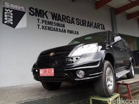 Esemka Cuma Ganti Emblem dari Mobil China Saja? Esemka Cuma Ganti Emblem dari Mobil China Saja?
