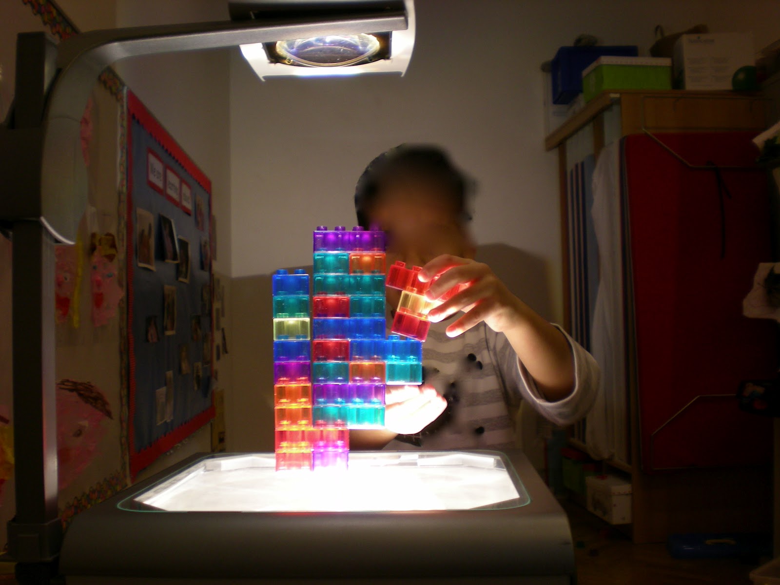 Exploring Through Play Overhead projector fun!