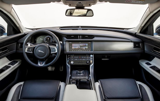 https://en.wikipedia.org/wiki/Jaguar_Cars https://en.wikipedia.org/wiki/Jaguar_Cars