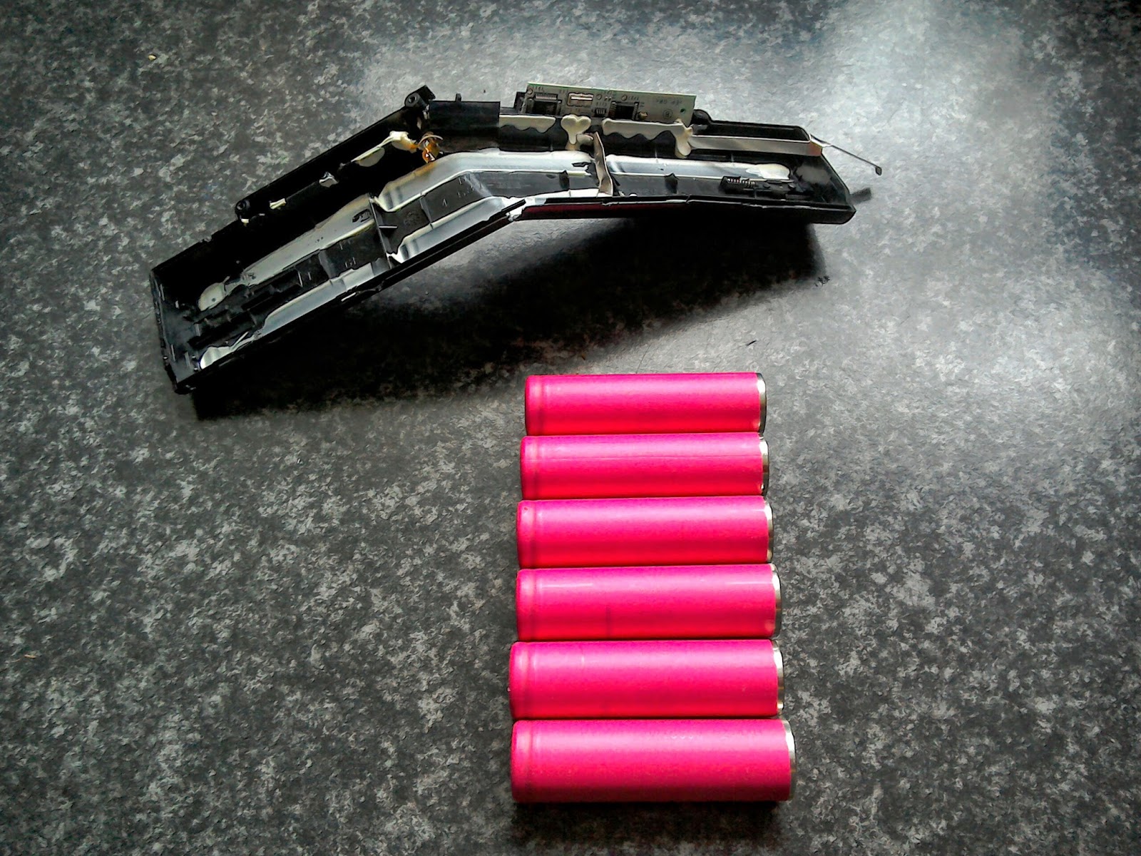 Mr. Aphoristic Free 18650 Torch Batteries!