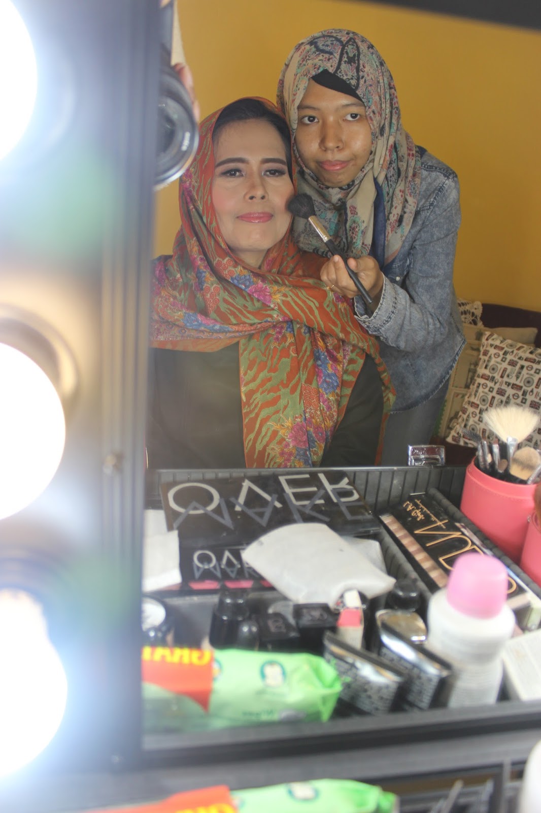 Kursus Belajar Make Up Course Private MakeUp Artist Class Depok