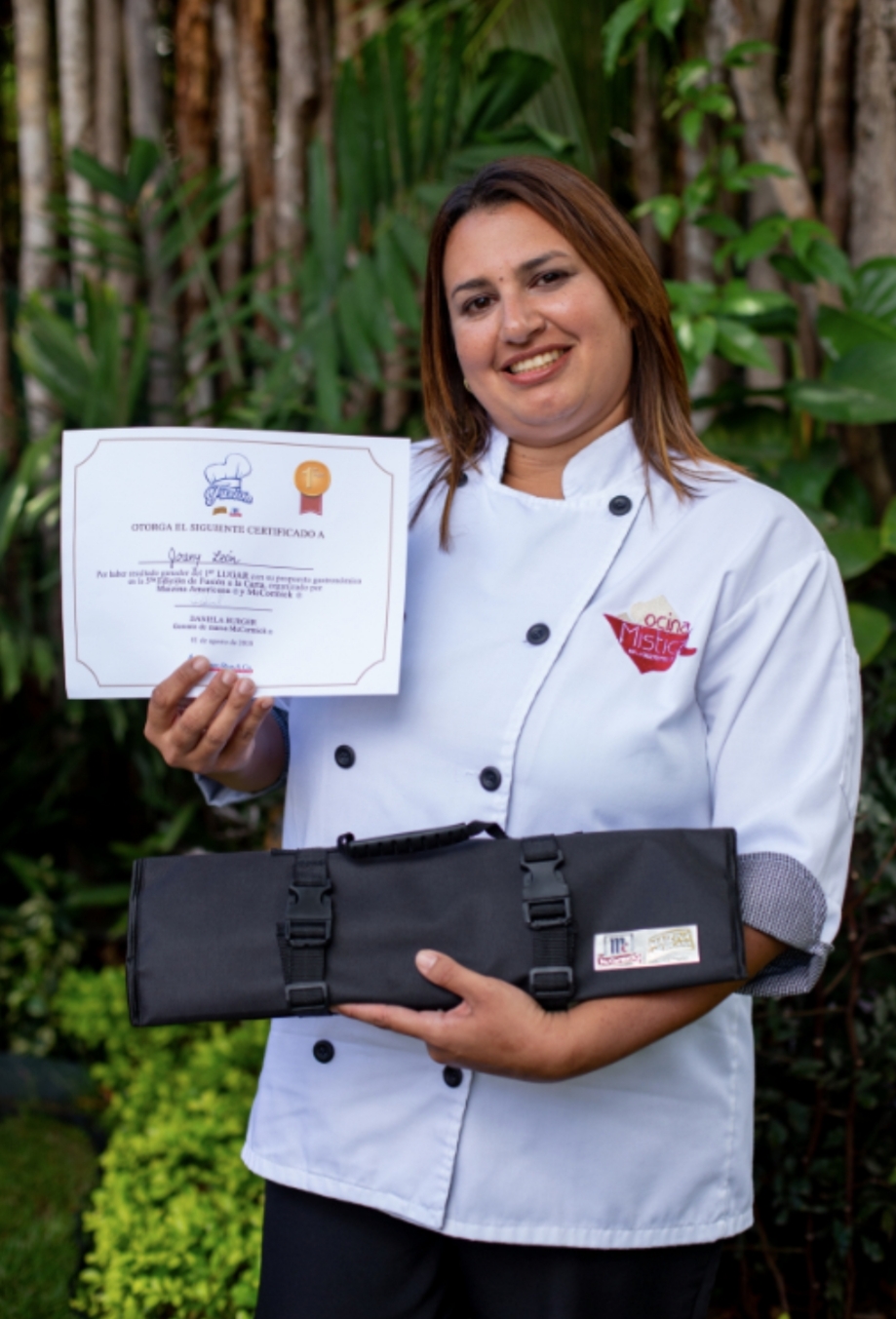 PRIMER LUGAR EN LA COMPETENCIA DE COCINA FUSION A LA CARTA