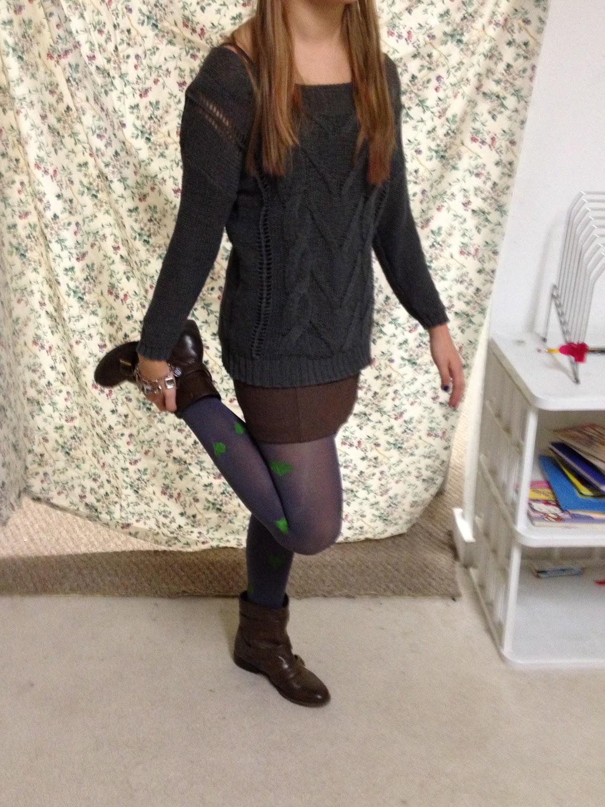 A Beauty Guru HalfWay to YouTube HowTo Style Printed Tights!!!