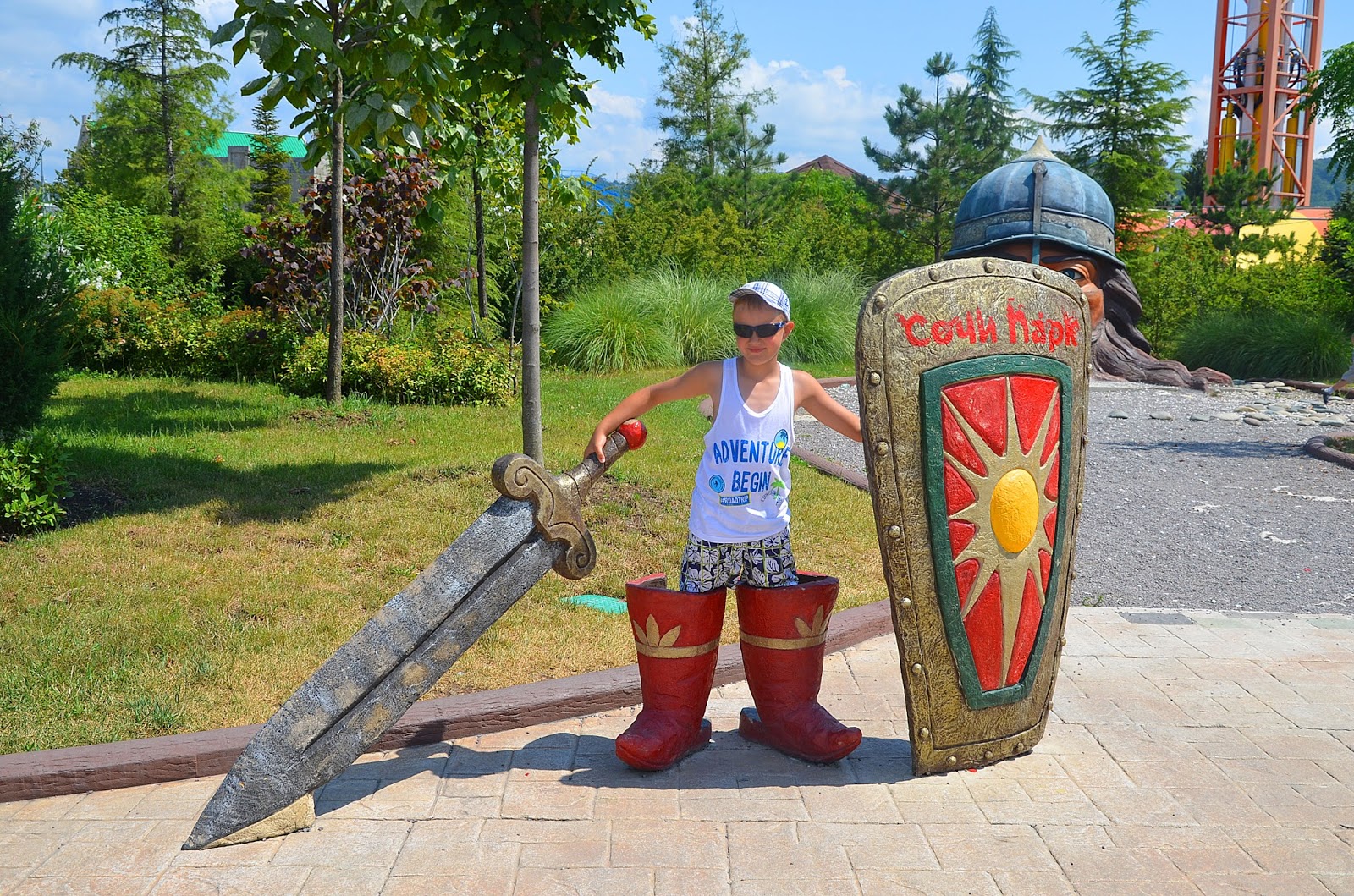 богатырь в сочи парке