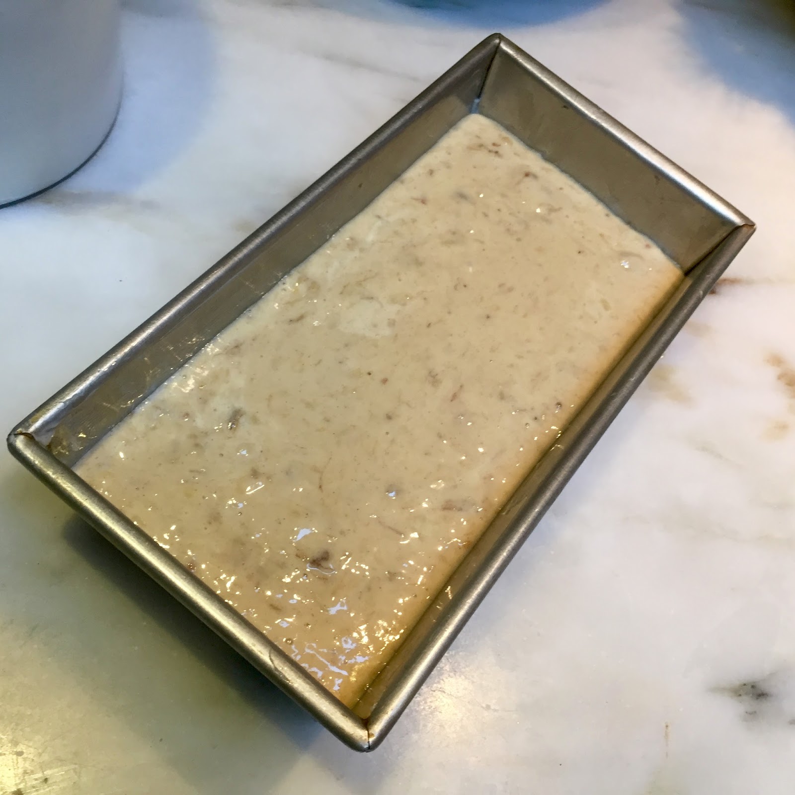 Joanne Chang’s Famous Banana Bread C H E W I N G T H E F A T