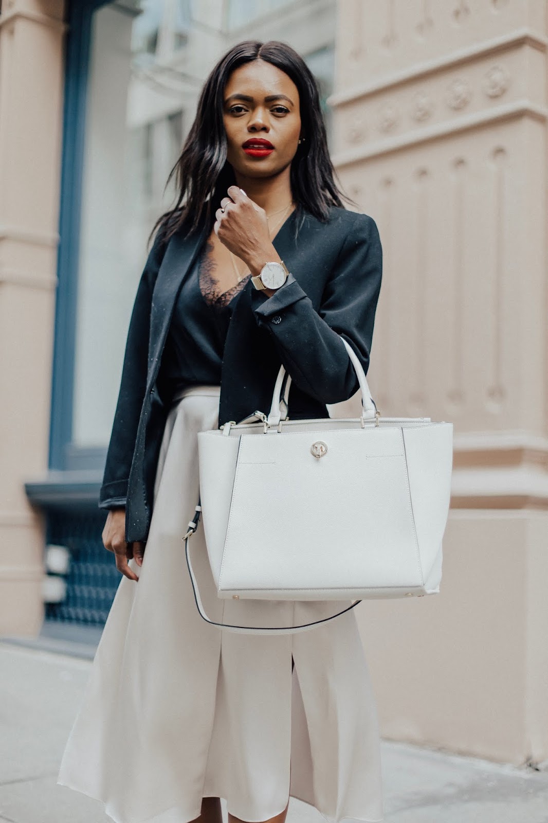 Dadou~Chic: Why You Need A White Work Bag
