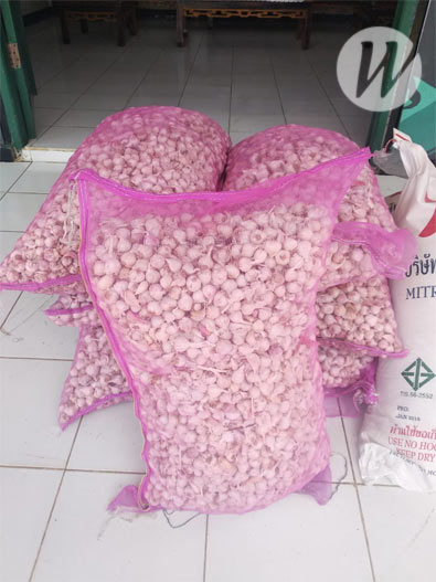 Wartaekspres Com Satgas Pamtas 643 Wns Amankan Bawang Putih Dan Gula Ilegal