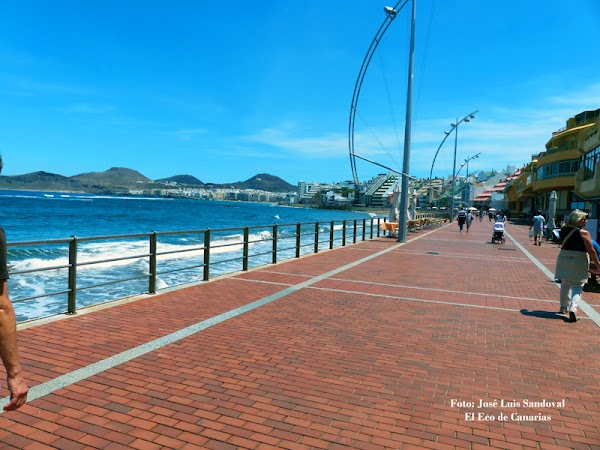 ¿Dónde están las papeleras de la Avenida de Las canteras? ¿Dónde están las papeleras de la Avenida de Las canteras?