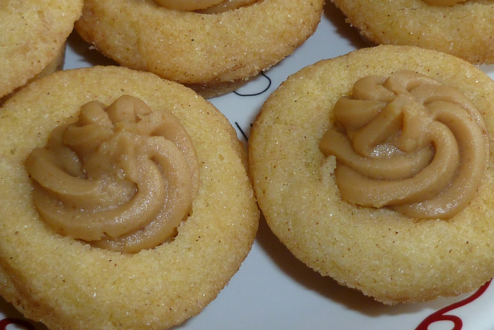 The Pastry Chef's Baking Snickerdoodle Biscoff Cookie Cups