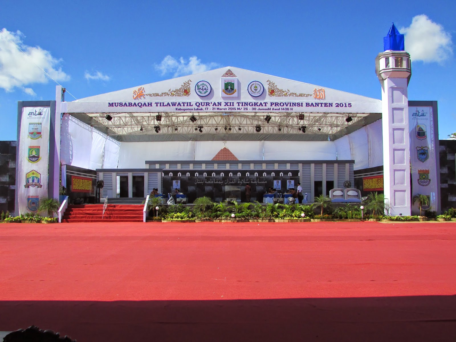 42 Contoh Desain Dekorasi Panggung Pengajian - Model Desain Rumah Minimalis