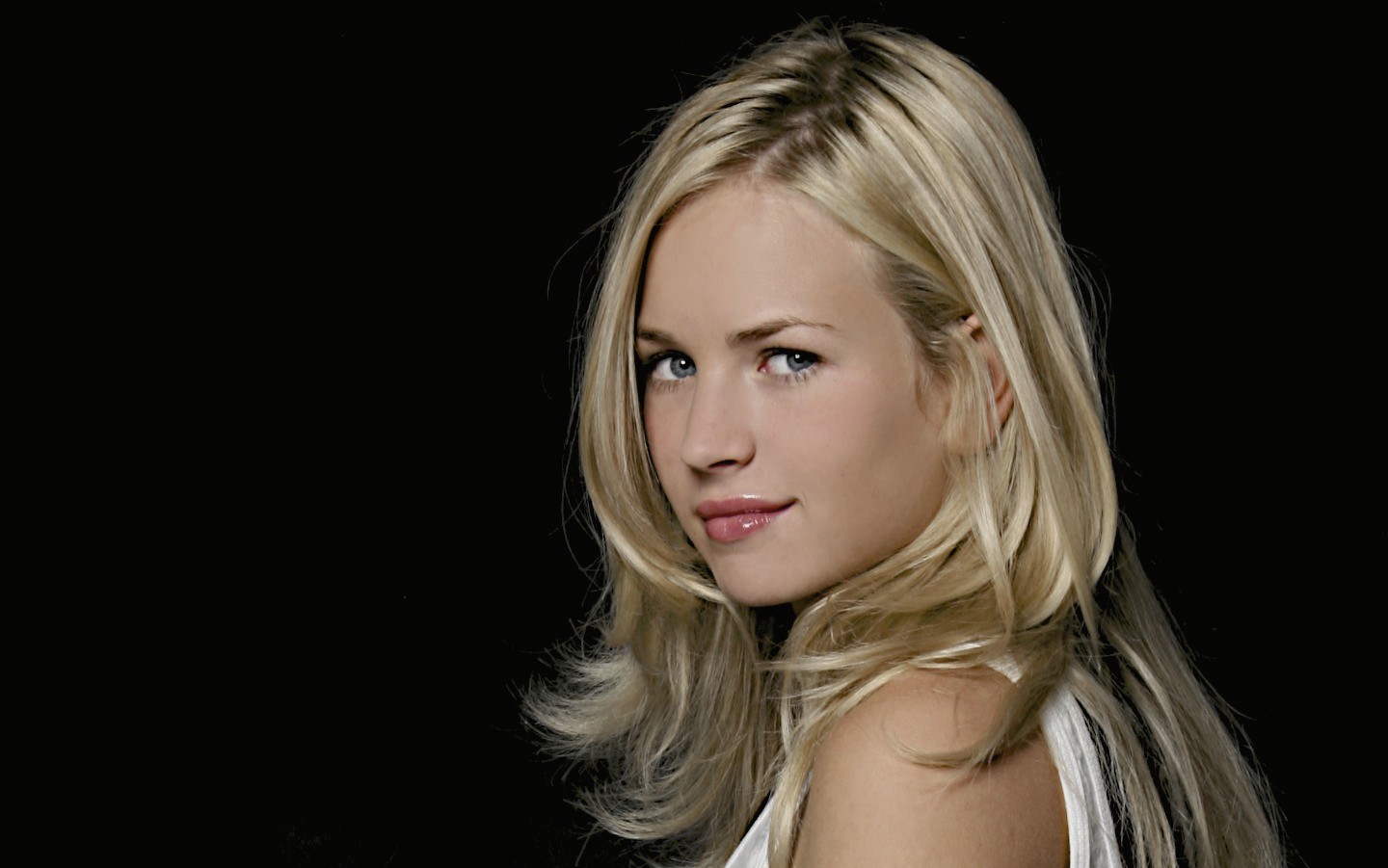Britt Robertson HD Images and Wallpapers Britt Robertson HD Images and Wallpapers