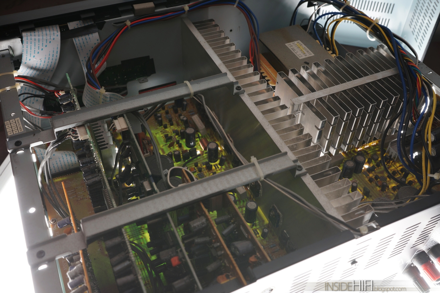 Inside Hi-Fi: Harman Kardon AVR 300RDS