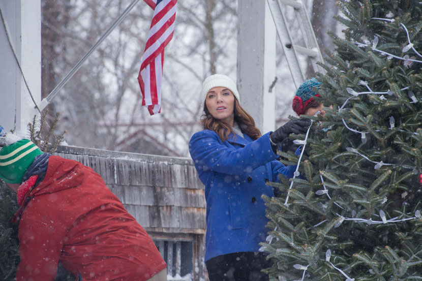 Its a Wonderful Movie Your Guide to Family and Christmas Movies on TV