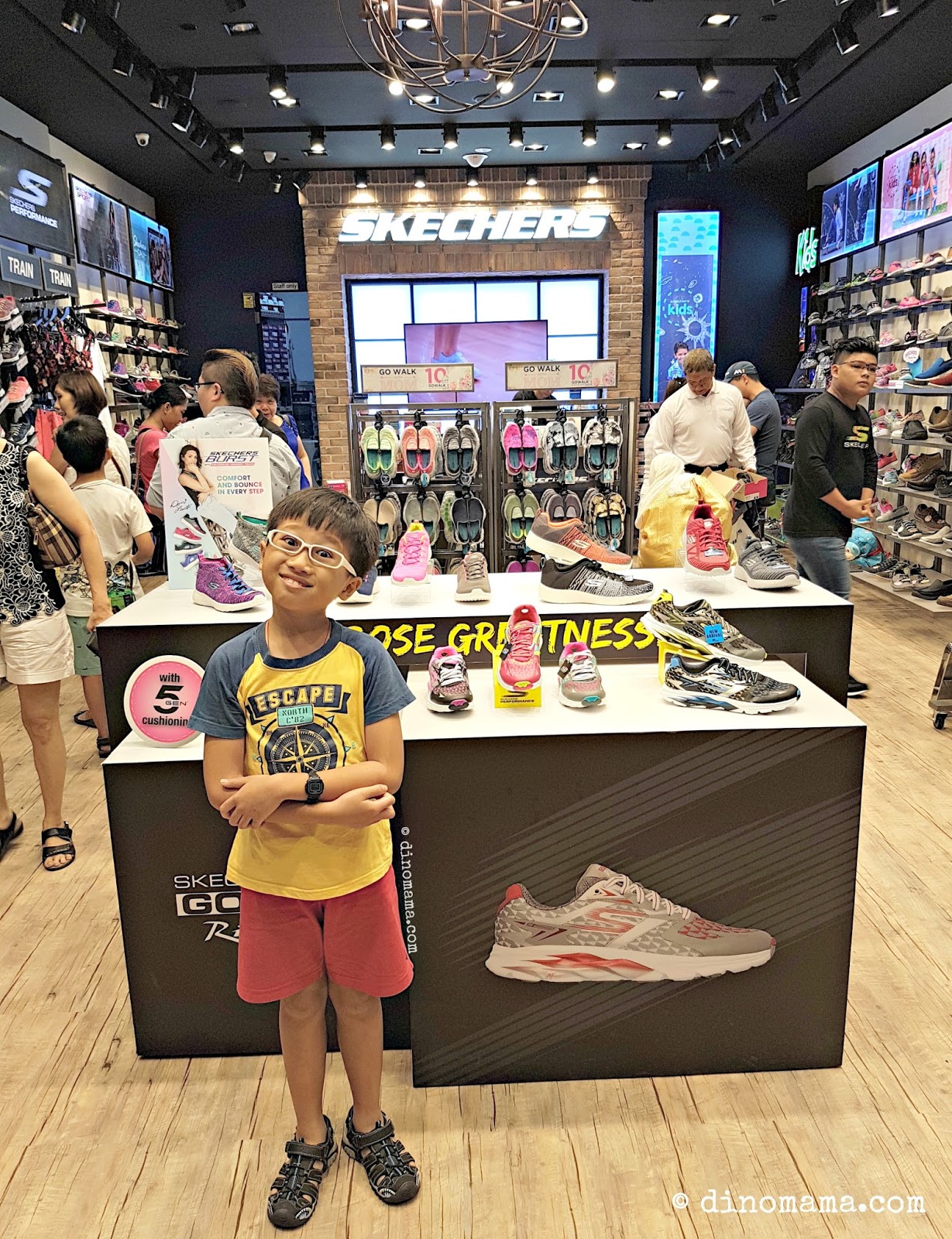 Centre Point Skechers Showroom Nearby Centre Point Skechers Retail