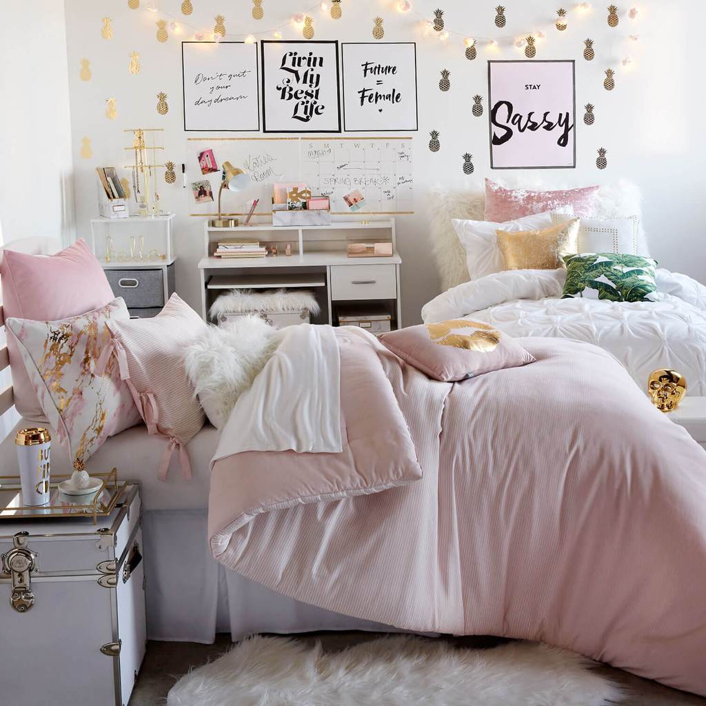 Fancy Fix Making Your Dorm Room Home