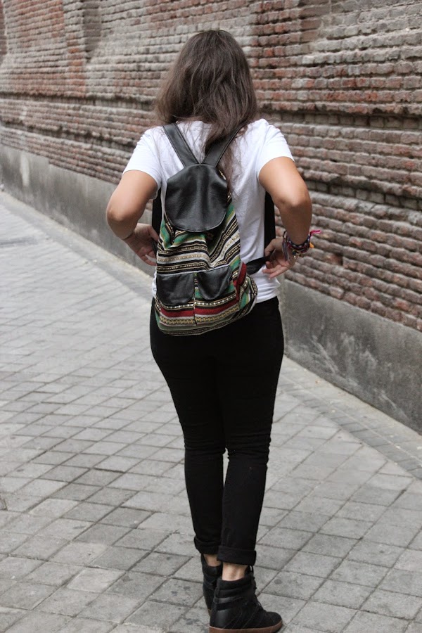 DIY Tutorial: Bolso Mochila muy fácil. Blog diy y blog costura.