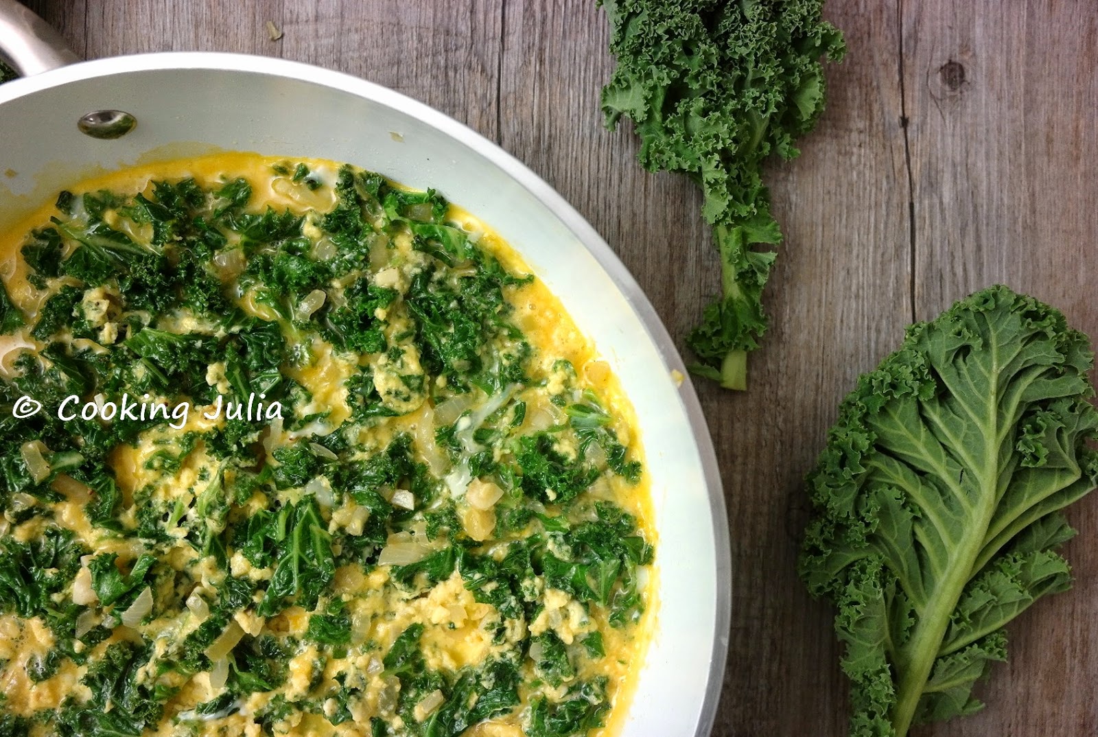 COOKING JULIA OMELETTE AU KALE