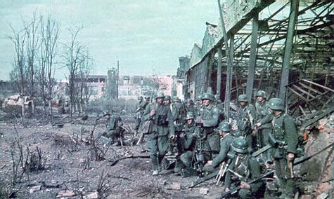 Stalingrad worldwartwo.filminspector.com