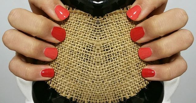 1. Two-tone nails - wide 5
