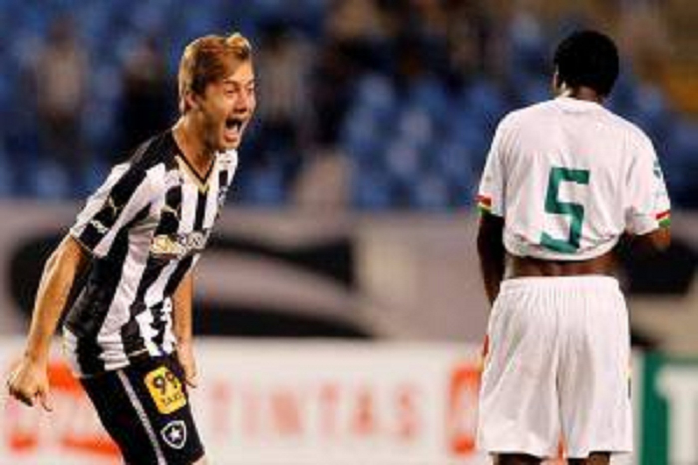 ESPORTE Jovem promessa do Botafogo Ele