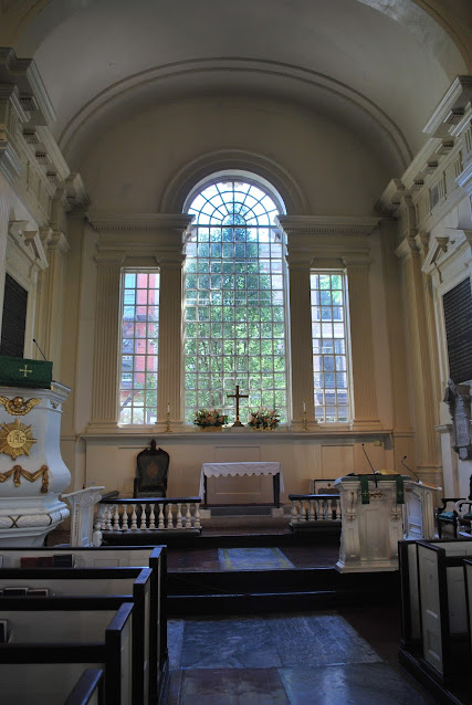 Interior of Christ Church in Philadelphia