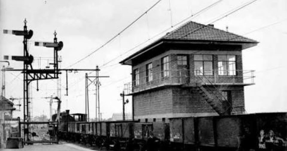 Old Dandenong Former Signal Box, Dandenong Train Station, Undated
