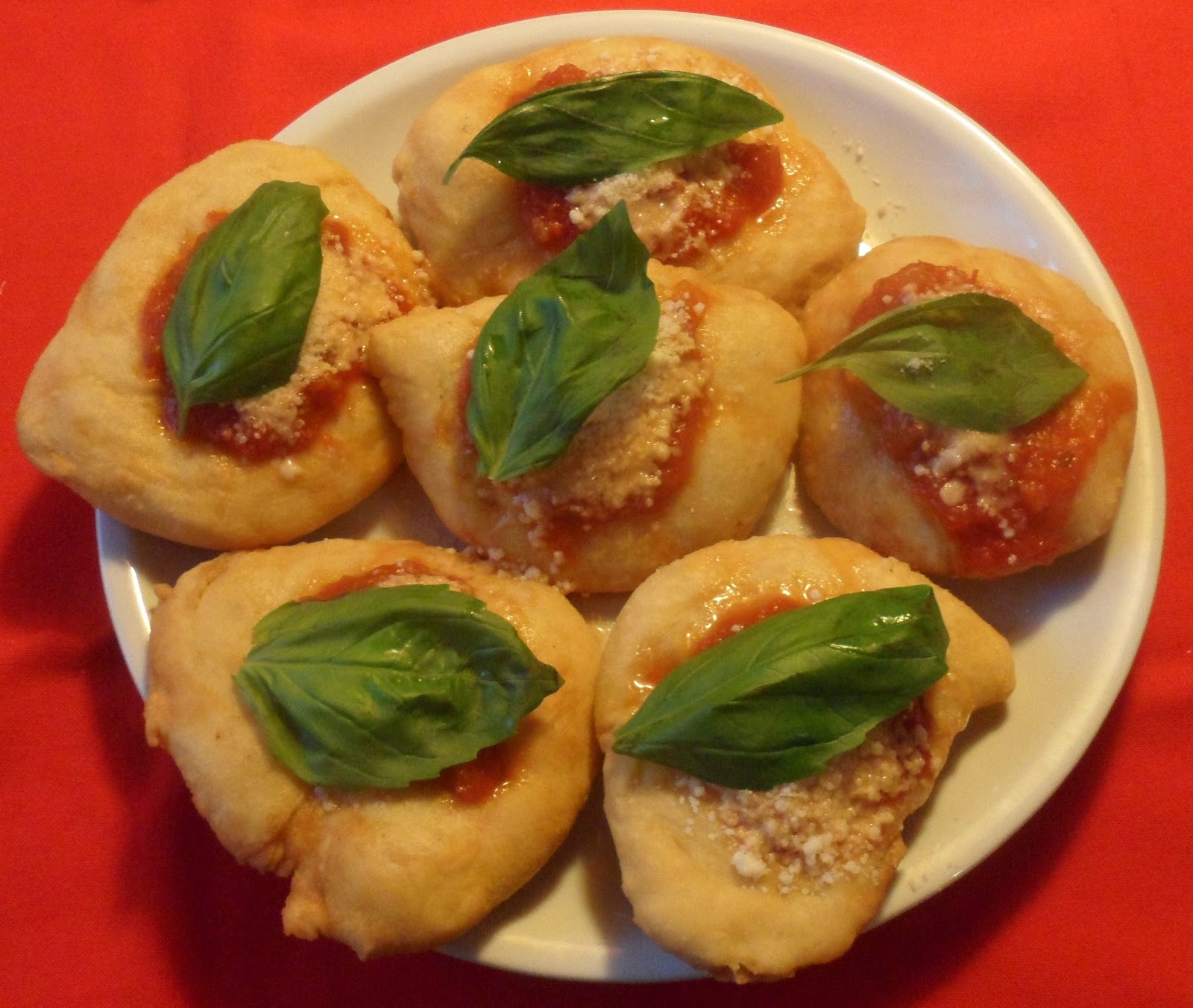 IMPARANDO A CUCINARE: PIZZETTE NAPOLETANE