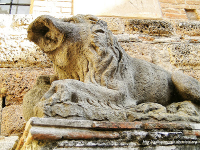 Piazza dei leoni