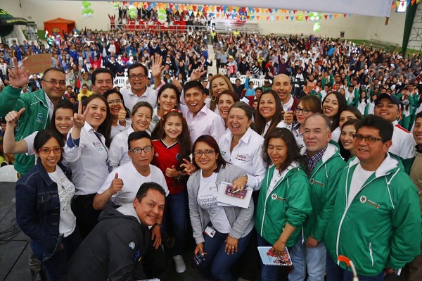 Gobernador y Nairo Quintana se reunieron con 1.500 jóvenes en la campaña “Creo mi futuro”