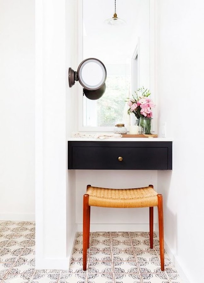 Tocador pequeño volado y a medida 