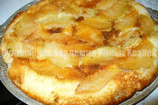 творожно-яблочный пирог готовый
