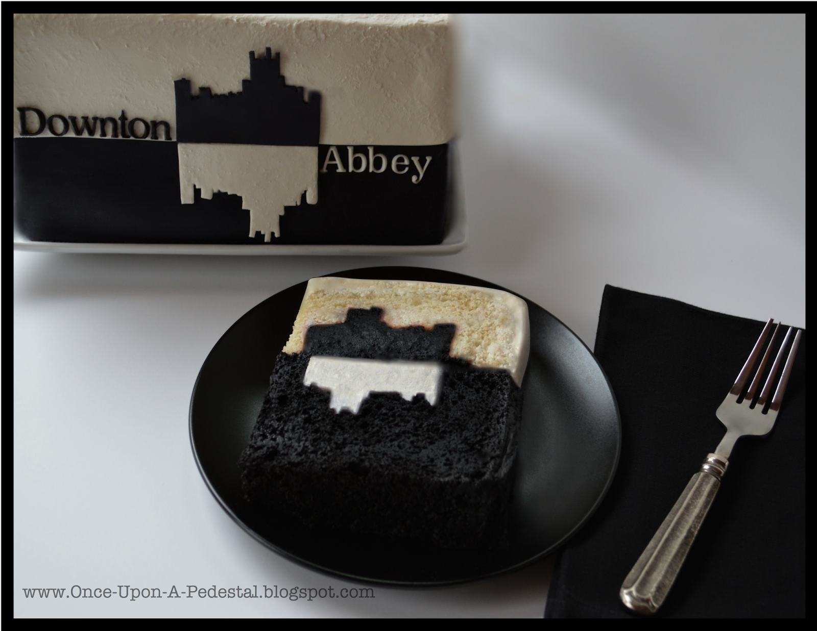 surprise-inside-cake-downton-abbey-free-tutorial-deborah-stauch