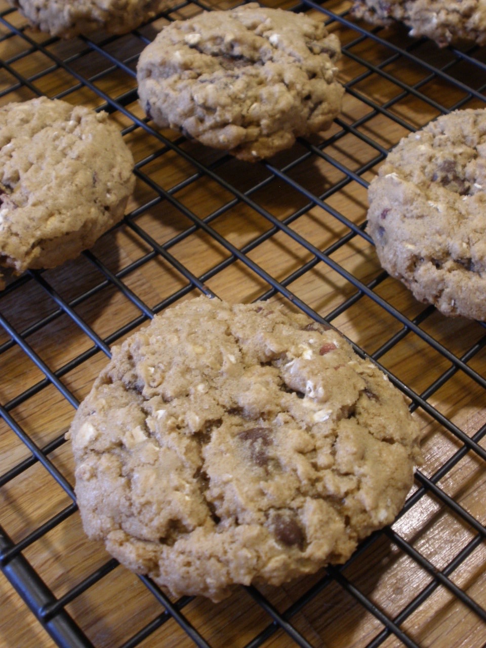 the half cut cook Oatmeal Cranberry Chocolate Chip Cookies