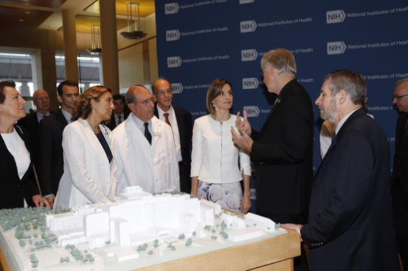 Queen Letizia of Spain visits the National Cancer Institute at the Washington Hospital