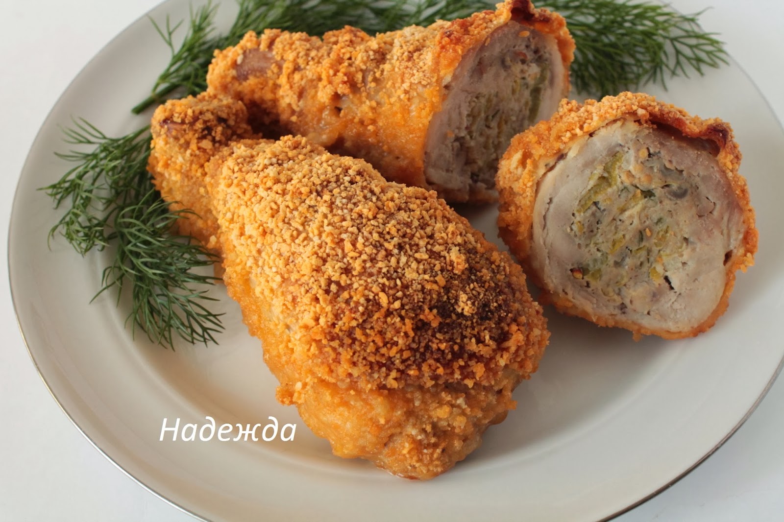 Куриные голени фаршированные грибами