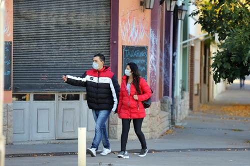 Flexibilización de la cuarentena en Roca: “Es momento de extremar todos los cuidados” Flexibilización de la cuarentena en Roca: “Es momento de extremar todos los cuidados”